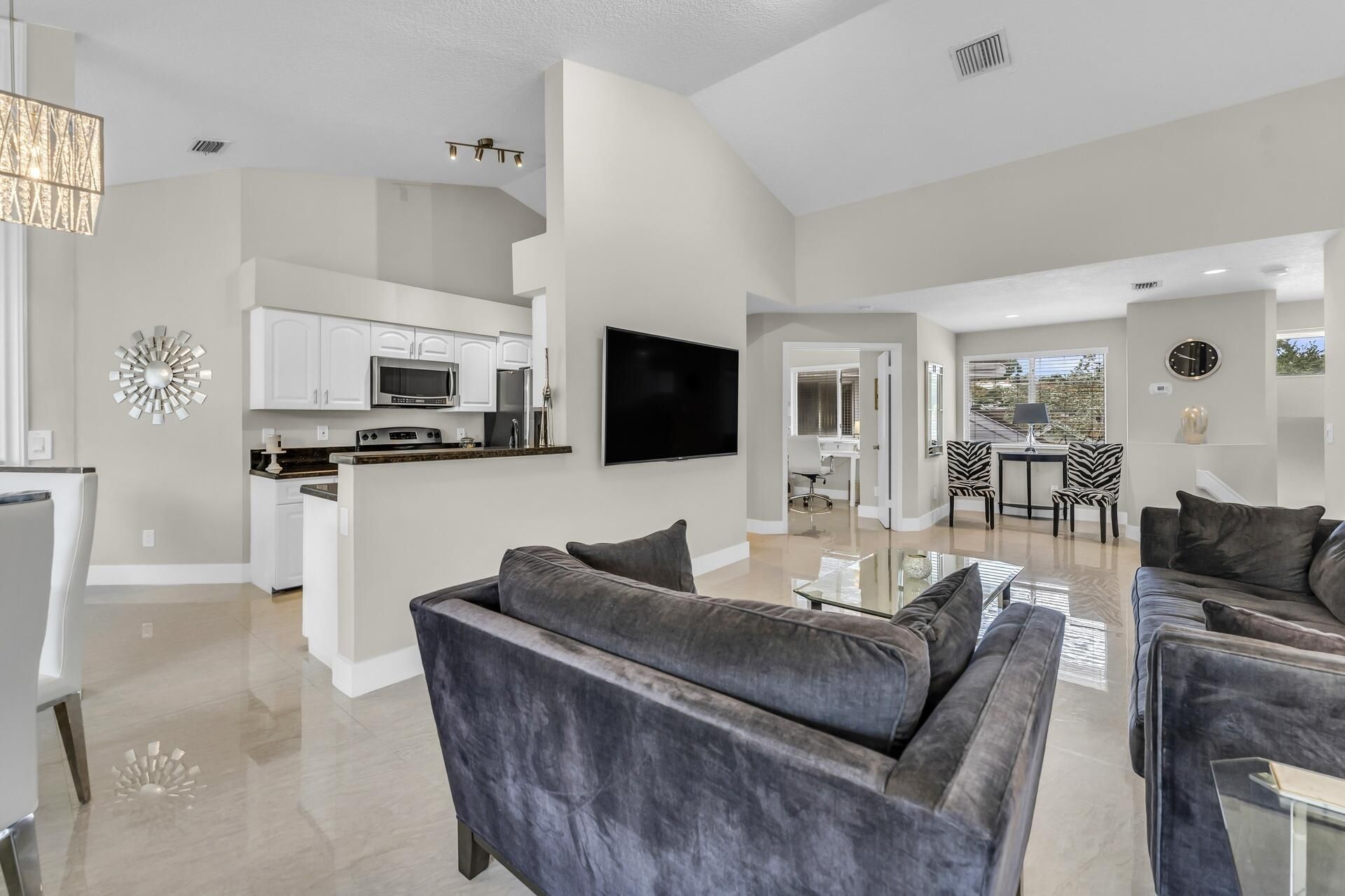 994 NW 93rd Avenue, Plantation, FL 33324 Photo