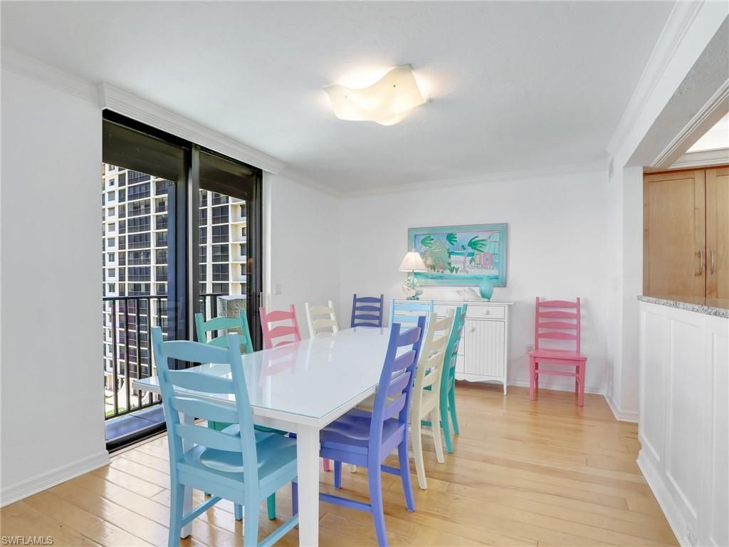 10851 Gulf Shore Dr , Unit 605, Naples, FL 34108 Photo