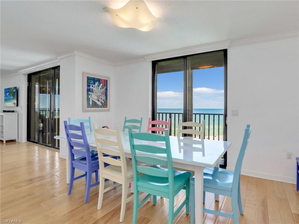 10851 Gulf Shore Dr , Unit 605, Naples, FL 34108 Photo