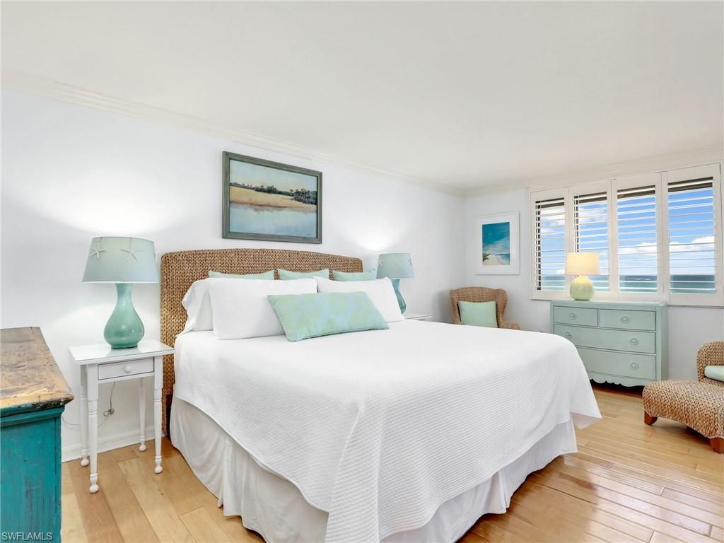 10851 Gulf Shore Dr , Unit 605, Naples, FL 34108 Photo
