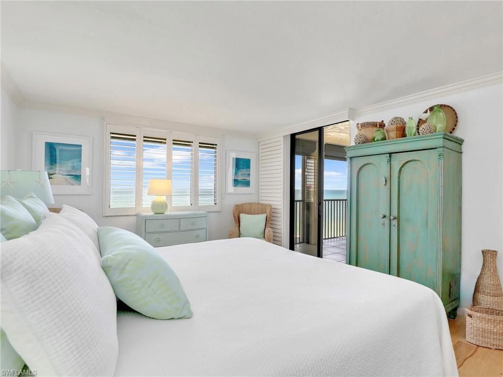 10851 Gulf Shore Dr , Unit 605, Naples, FL 34108 Photo