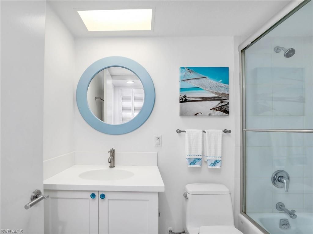 10851 Gulf Shore Dr , Unit 605, Naples, FL 34108 Photo
