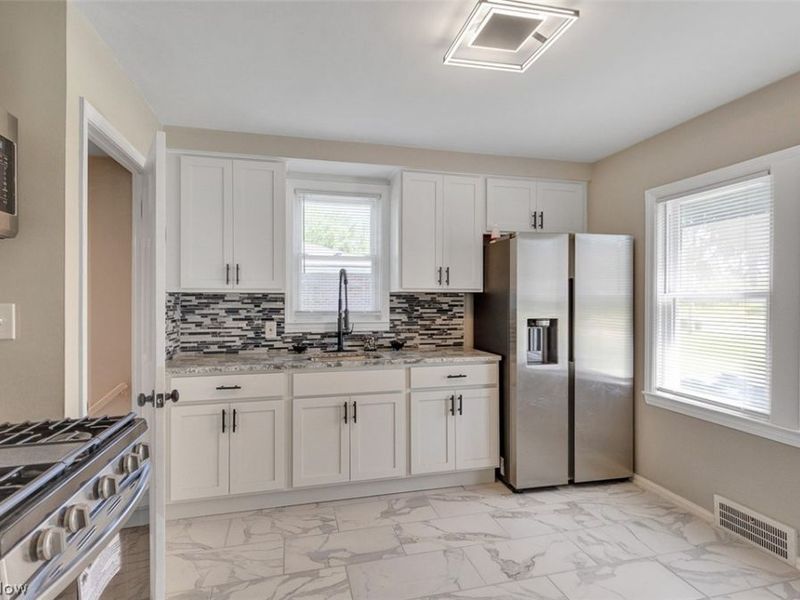 4624 Derbyshire Drive, North Randall, OH 44128 Photo 14