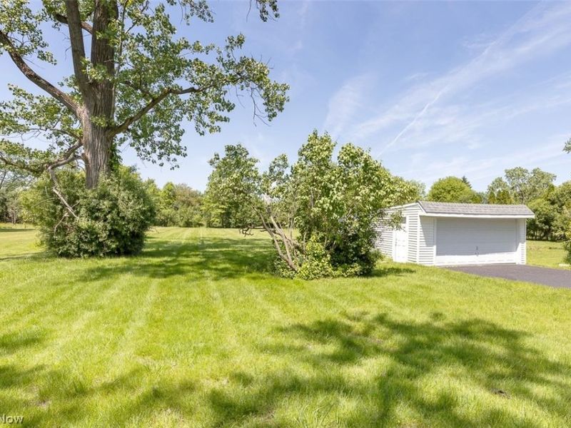 4624 Derbyshire Drive, North Randall, OH 44128 Photo 31