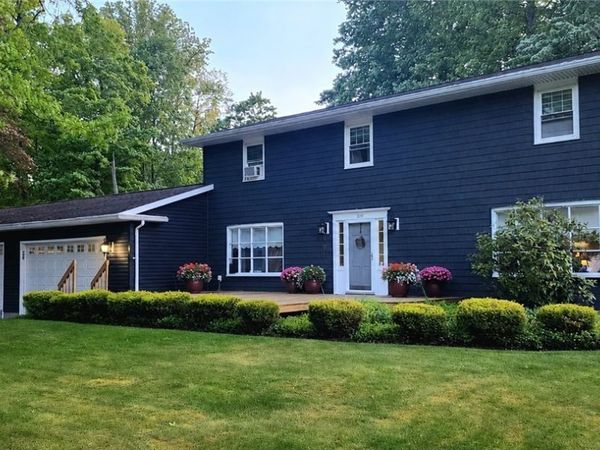 1629 Winterhaven Avenue , Ashtabula, OH 44004