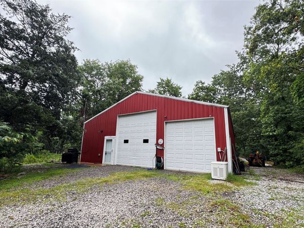 32424 S Pigeon Road , Park Hill, OK 74451
