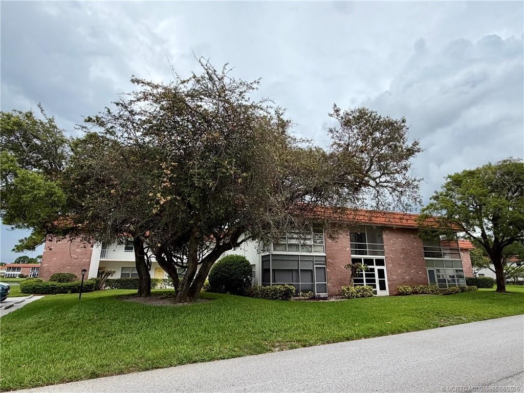 1225 NW 21st Street , Unit 20-200, Stuart, FL 34994 Photo