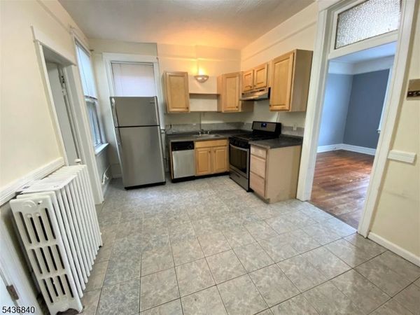 139 70th St, Unit 3, Guttenberg, NJ 07093