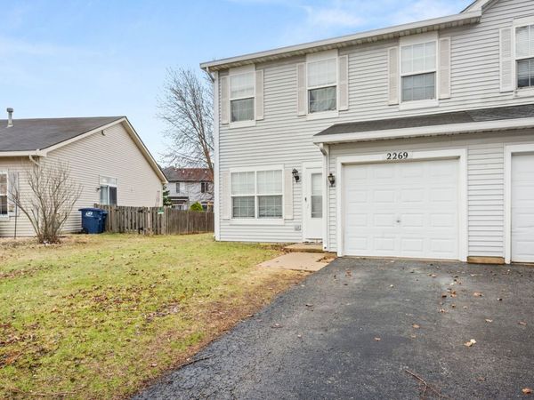 2269 Rebecca Circle , Montgomery, IL 60538