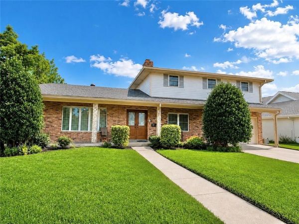 5517 AVRON Boulevard , Metairie, LA 70003