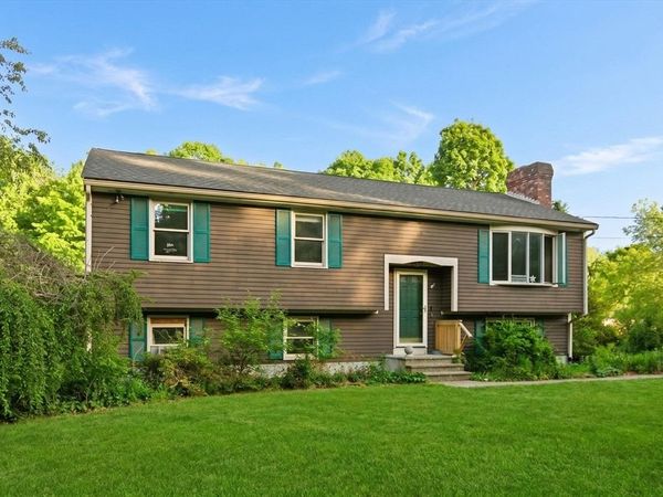 31 Myricks St, Lakeville, MA 02347
