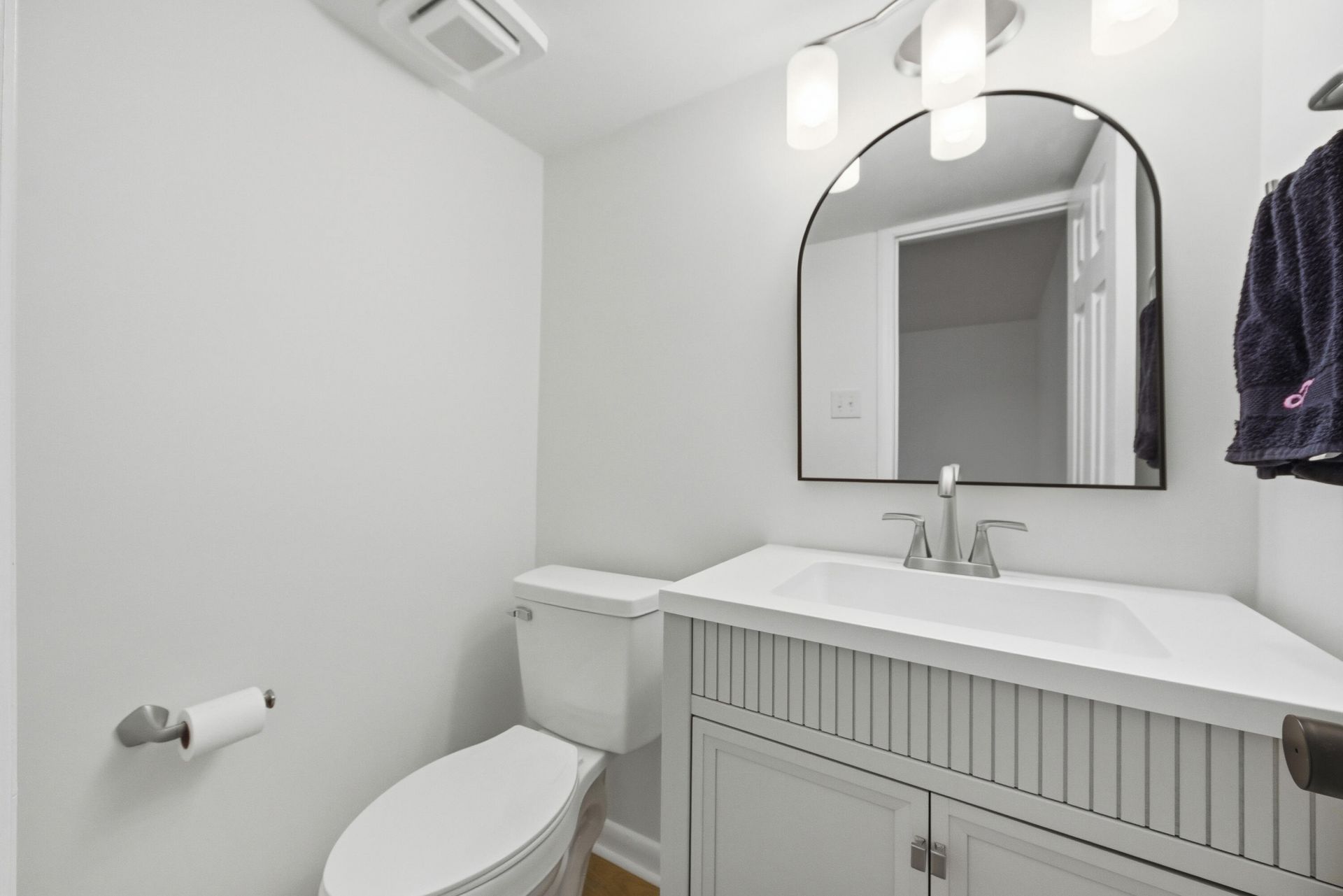 415 Parkdale Drive Photo 17