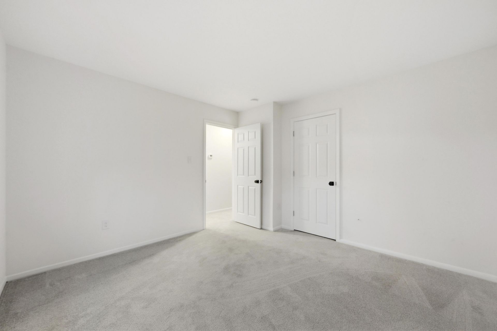 415 Parkdale Drive Photo 19