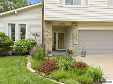 15020 Dorcas Circle, Omaha, NE 68144