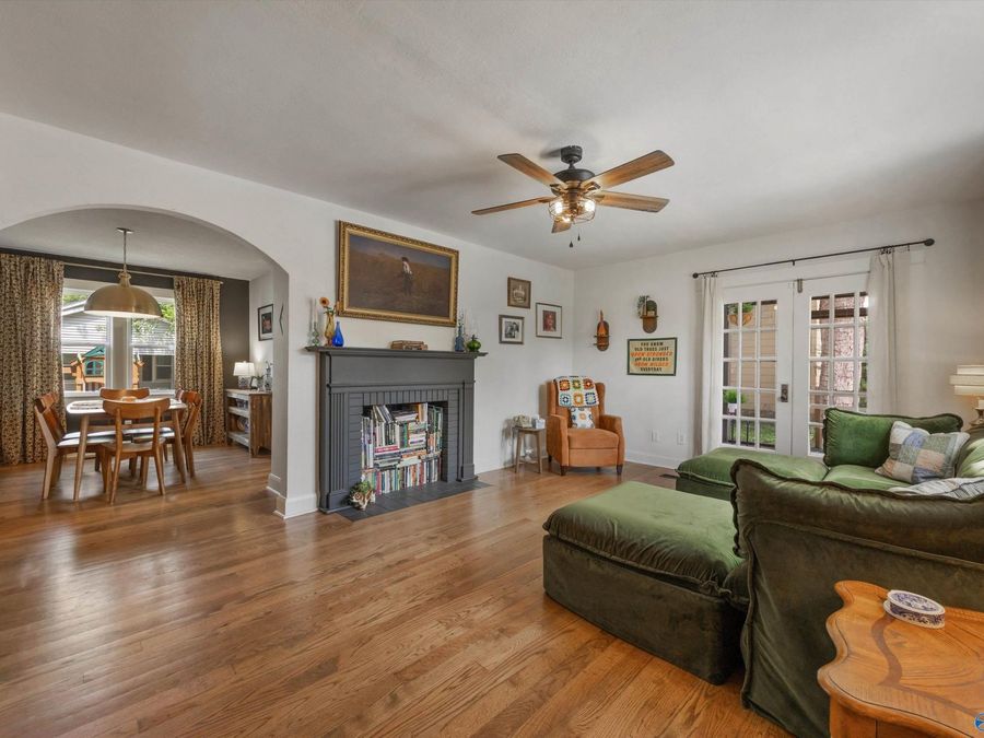 Property Image 4