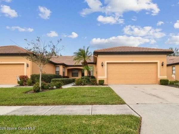229 Shell Falls Drive , Apollo Beach, FL 33572