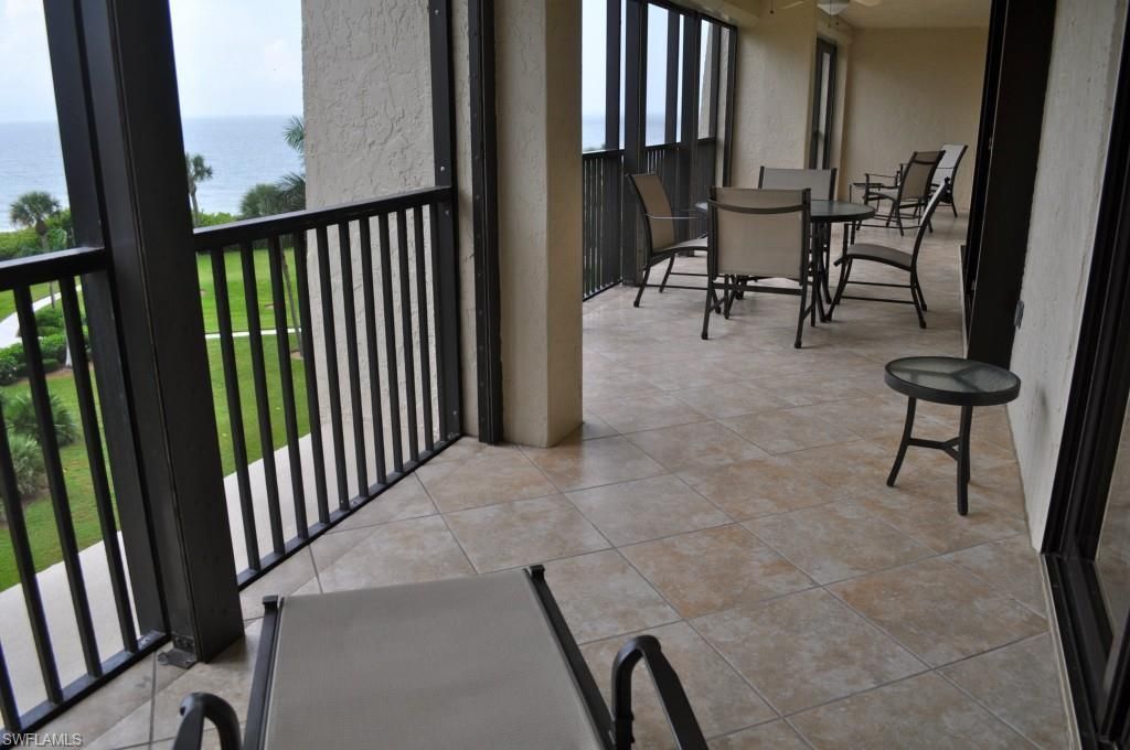 10851 Gulf Shore Dr , Unit 303, Naples, FL 34108 Photo