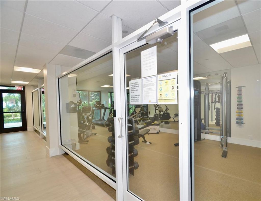 10851 Gulf Shore Dr , Unit 303, Naples, FL 34108 Photo