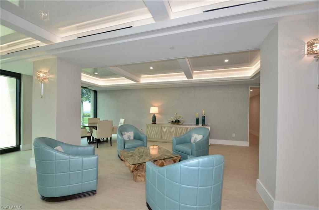 10851 Gulf Shore Dr , Unit 303, Naples, FL 34108 Photo