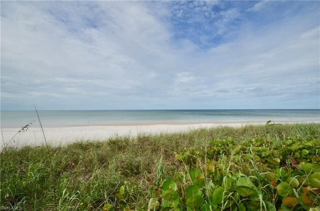 10851 Gulf Shore Dr , Unit 303, Naples, FL 34108 Photo
