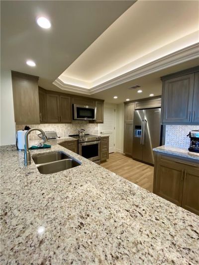 10851 Gulf Shore Dr , Unit 303, Naples, FL 34108 Photo