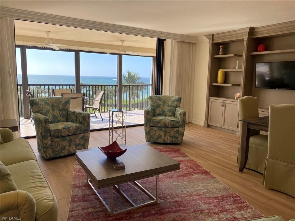 10851 Gulf Shore Dr , Unit 303, Naples, FL 34108 Photo