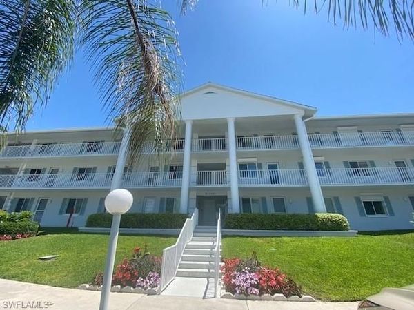 10682 GULFSHORE DR , Unit 304 C, NAPLES, FL 34108