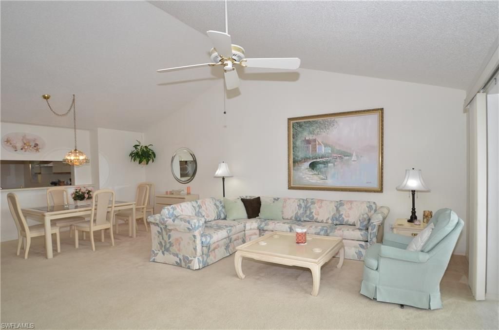 10682 Gulfshore Dr , Unit 304 C, Naples, FL 34108 Photo