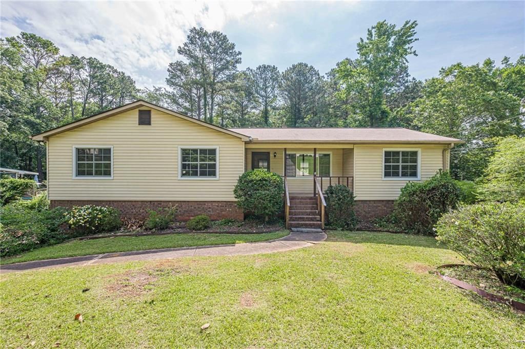 255 Sabrina Court, Woodstock, GA 30188 Main Photo
