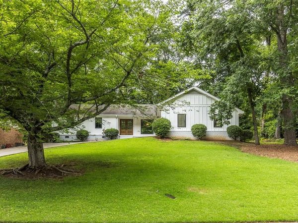 2364 Sandell Drive, Atlanta, GA 30338