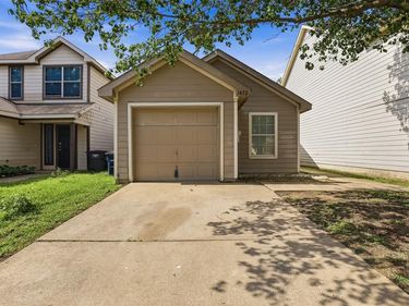 1452 Pine Lane, Fort Worth, TX 76140