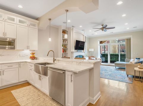 Main Photo