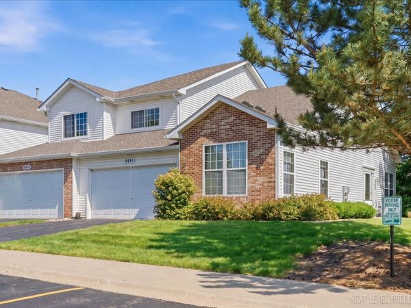 541 Mallard Lane, Unit A, Sugar Grove, IL 60554