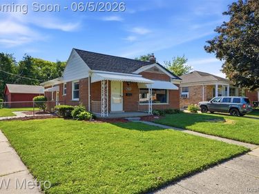 9662 Berwyn, Redford Twp, MI 48239