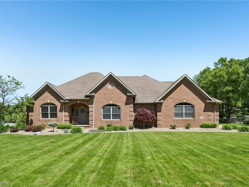 6395 Great Court Circle NW, Massillon, OH 44646 Photo 1