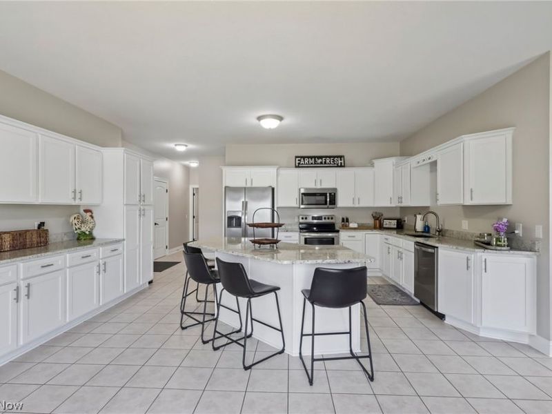 6395 Great Court Circle NW, Massillon, OH 44646 Photo 12