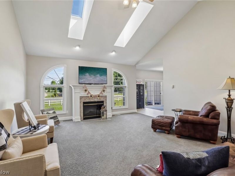 6395 Great Court Circle NW, Massillon, OH 44646 Photo 8
