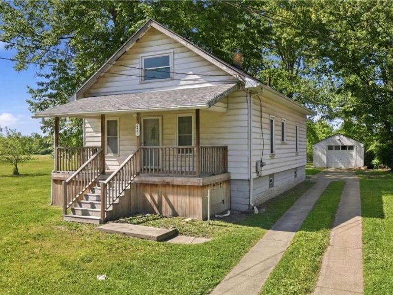 2645 Draper Street SE, Warren, OH 44484 Photo 1