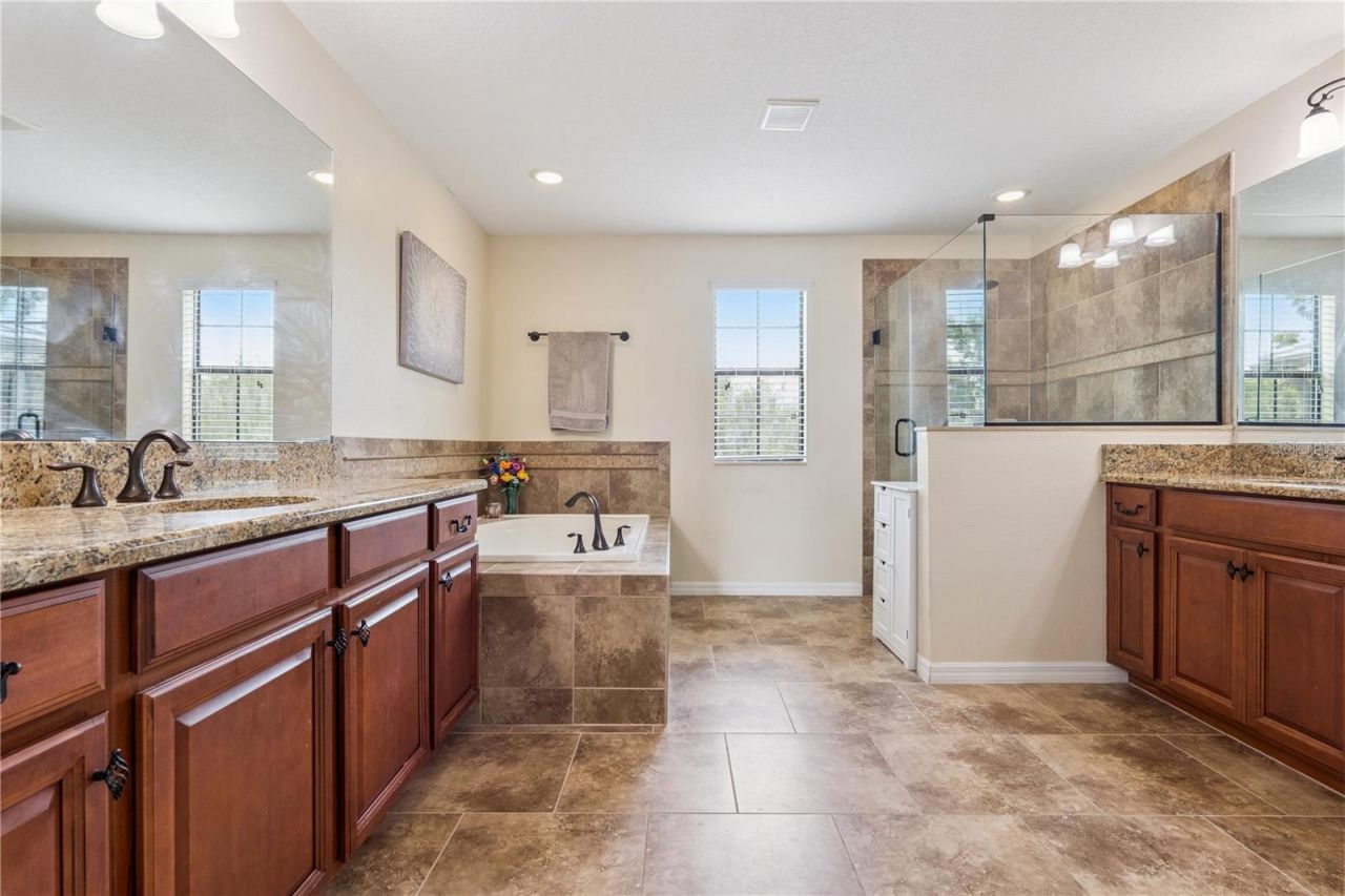 32628 View Haven Lane, Sorrento, FL 32776 Photo
