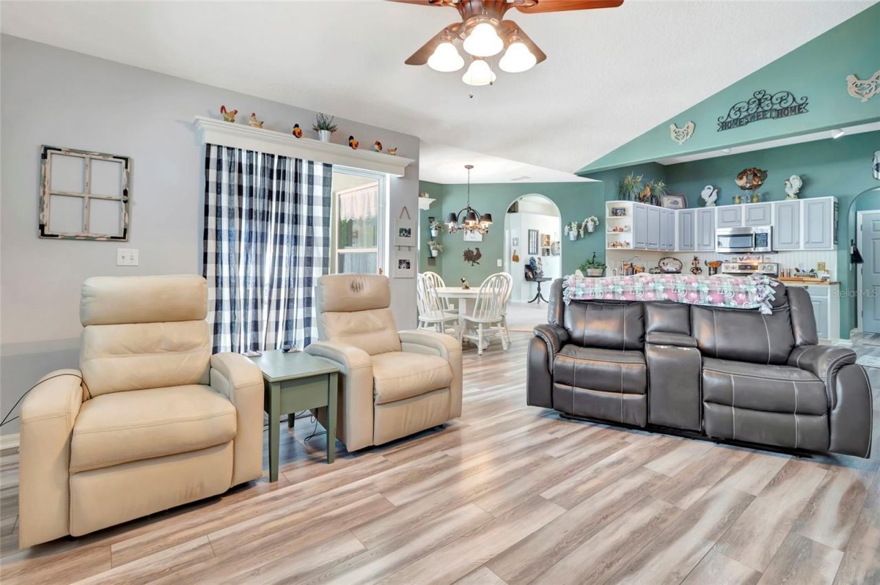 226 Pleasant Hill Drive, Clermont, FL 34711 Photo