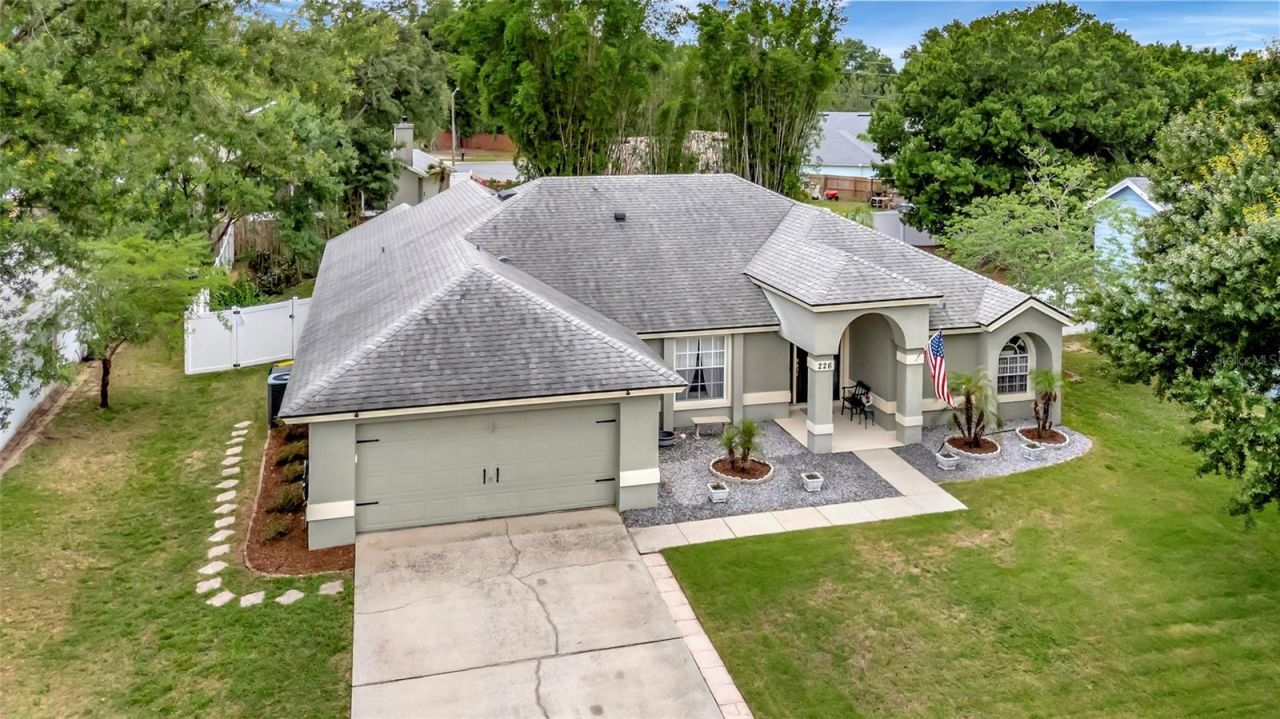 226 Pleasant Hill Drive, Clermont, FL 34711 Photo