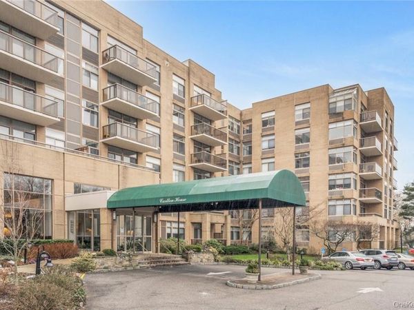 35 N Chatsworth Avenue, Unit 3V, Larchmont, NY 10538