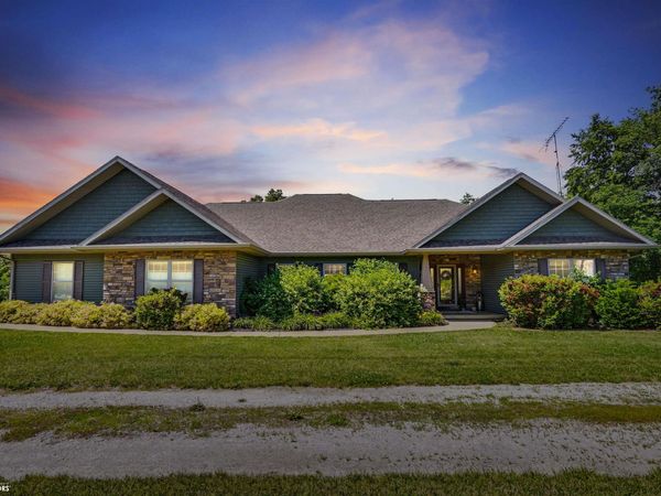 2529 Bass Drive, New London, IA 52645