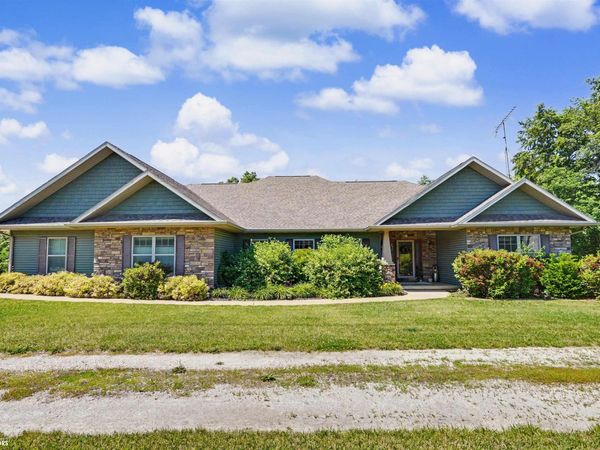 2529 Bass Drive, New London, IA 52645