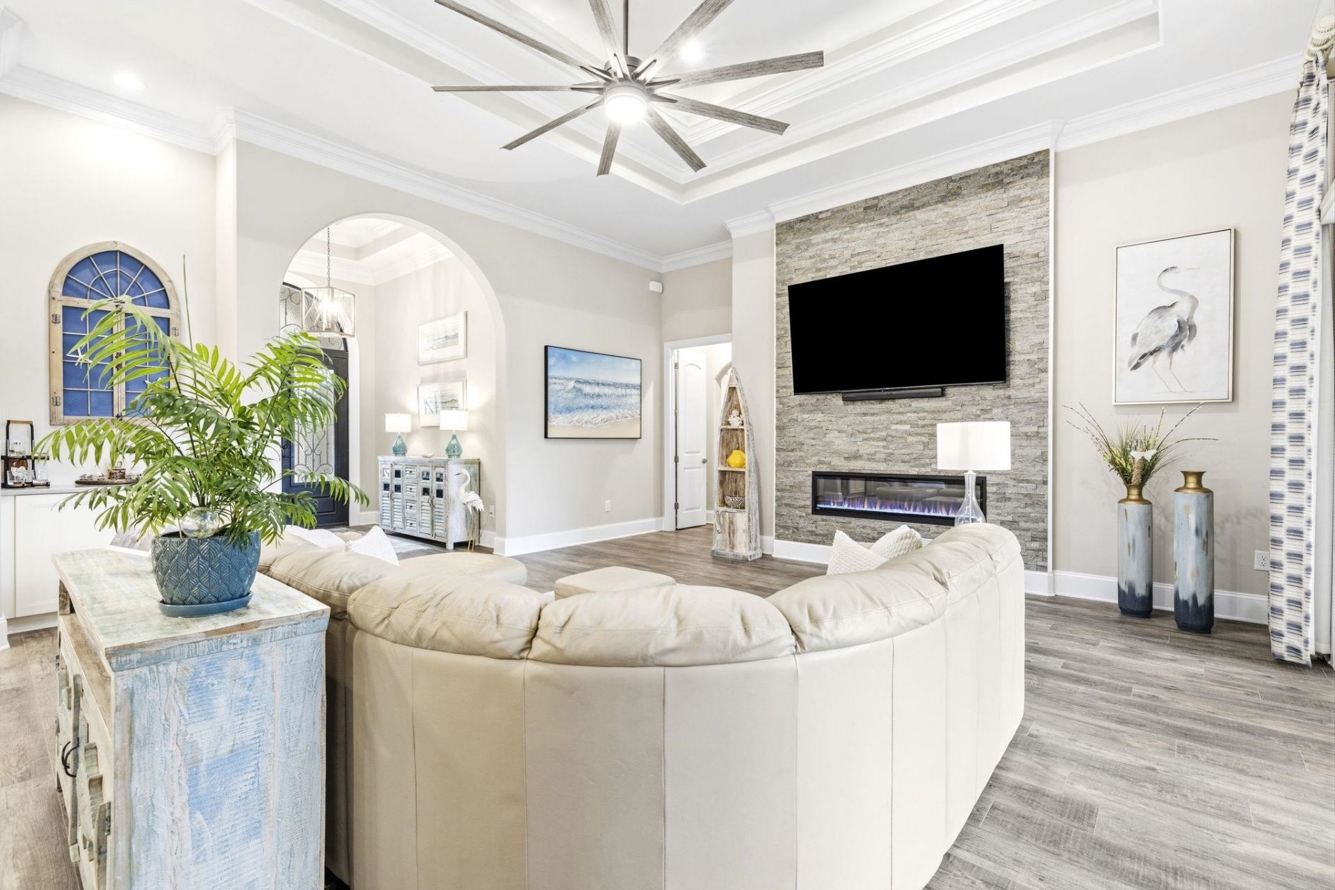 1548 Malaga Circle  Photo 11