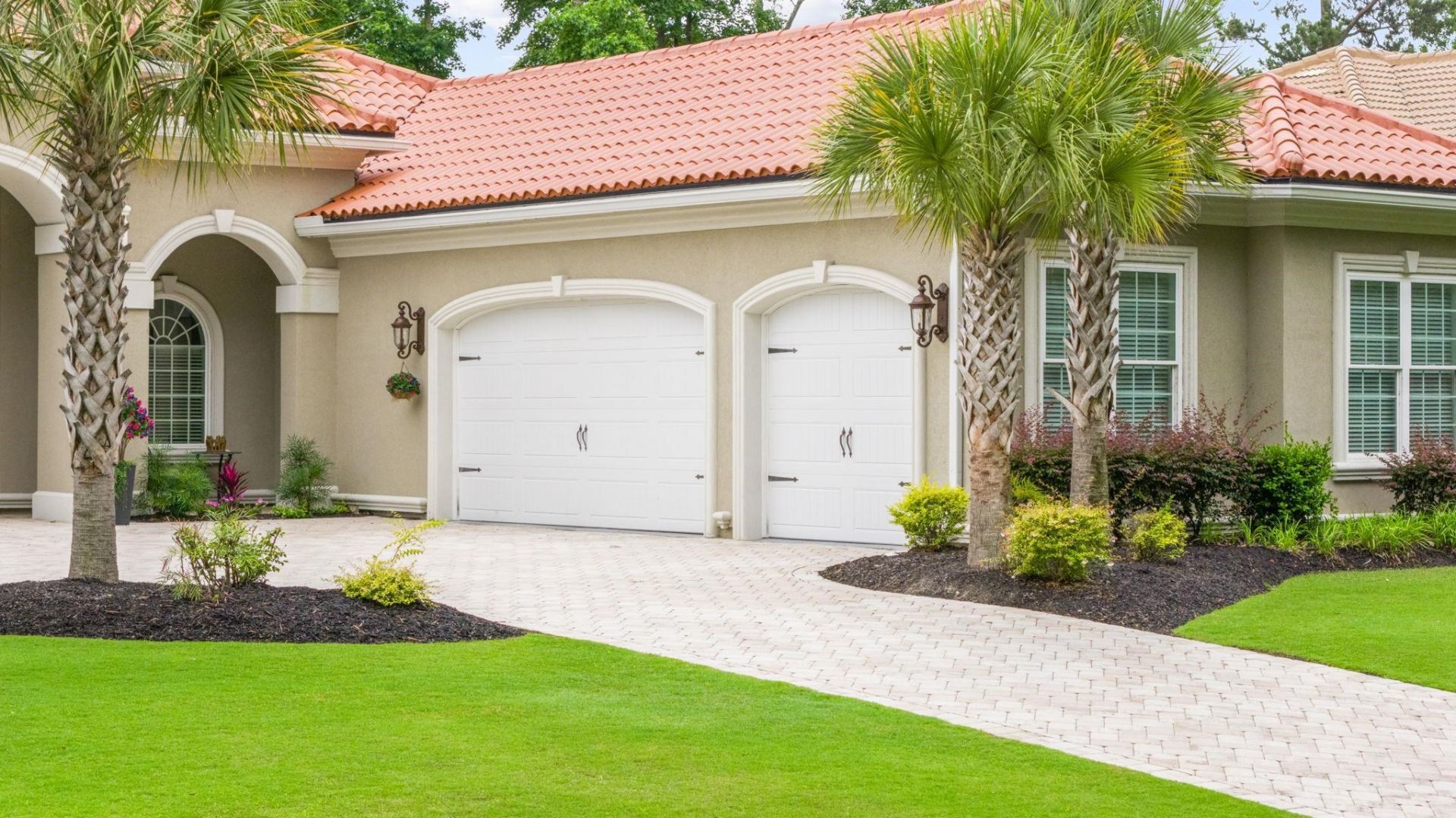 1548 Malaga Circle  Photo 4