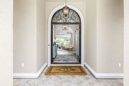 1548 Malaga Circle  photo 4