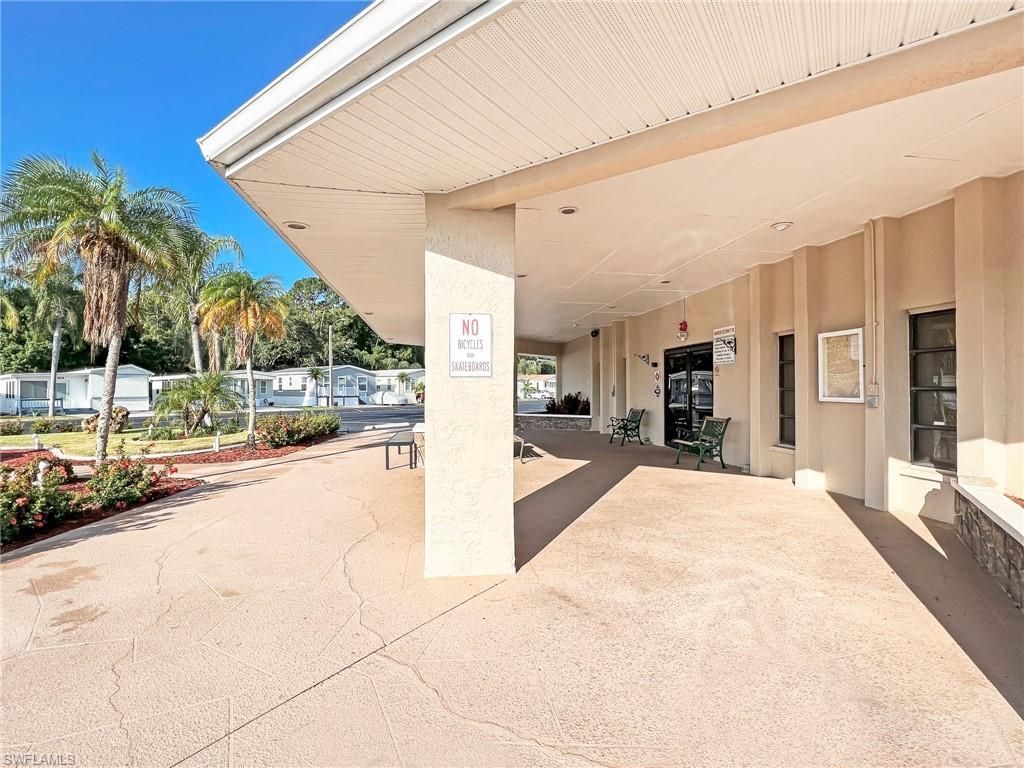 204 Sojourn Dr, North Fort Myers, FL 33903 Photo