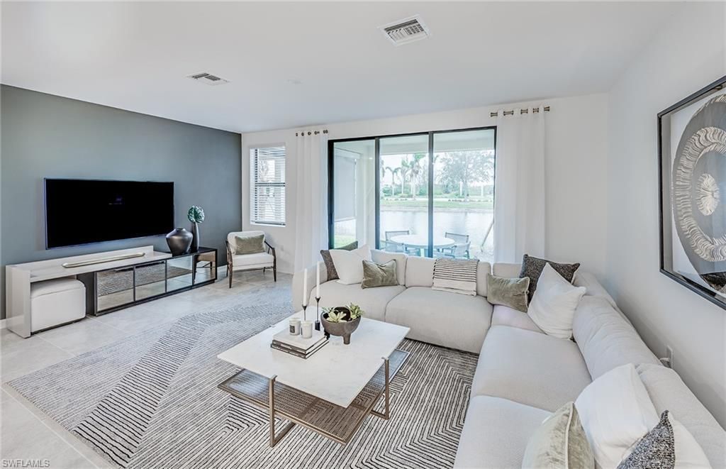 1554 Lake Jessup Cir , Cape Coral, FL 33909 Photo