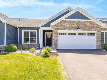 63 Autumn Leaf Trail , Webster, NY 14580